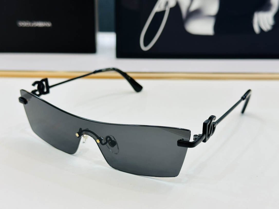 Dolce & Gabbana Sunglasses DG2292 SM051