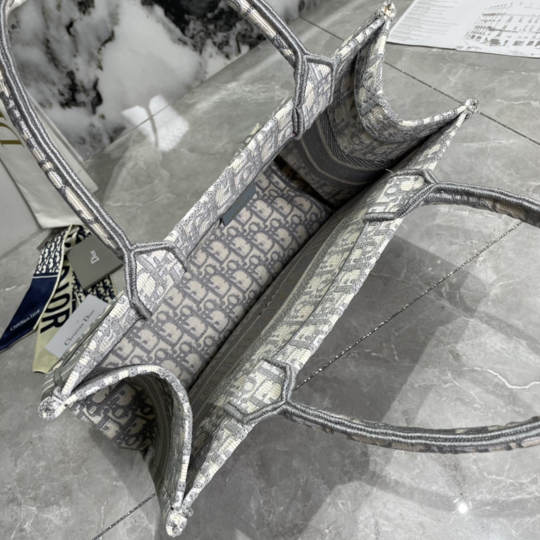 10A + top quality Medium Dior Book Tote 0175 XB022 36cm