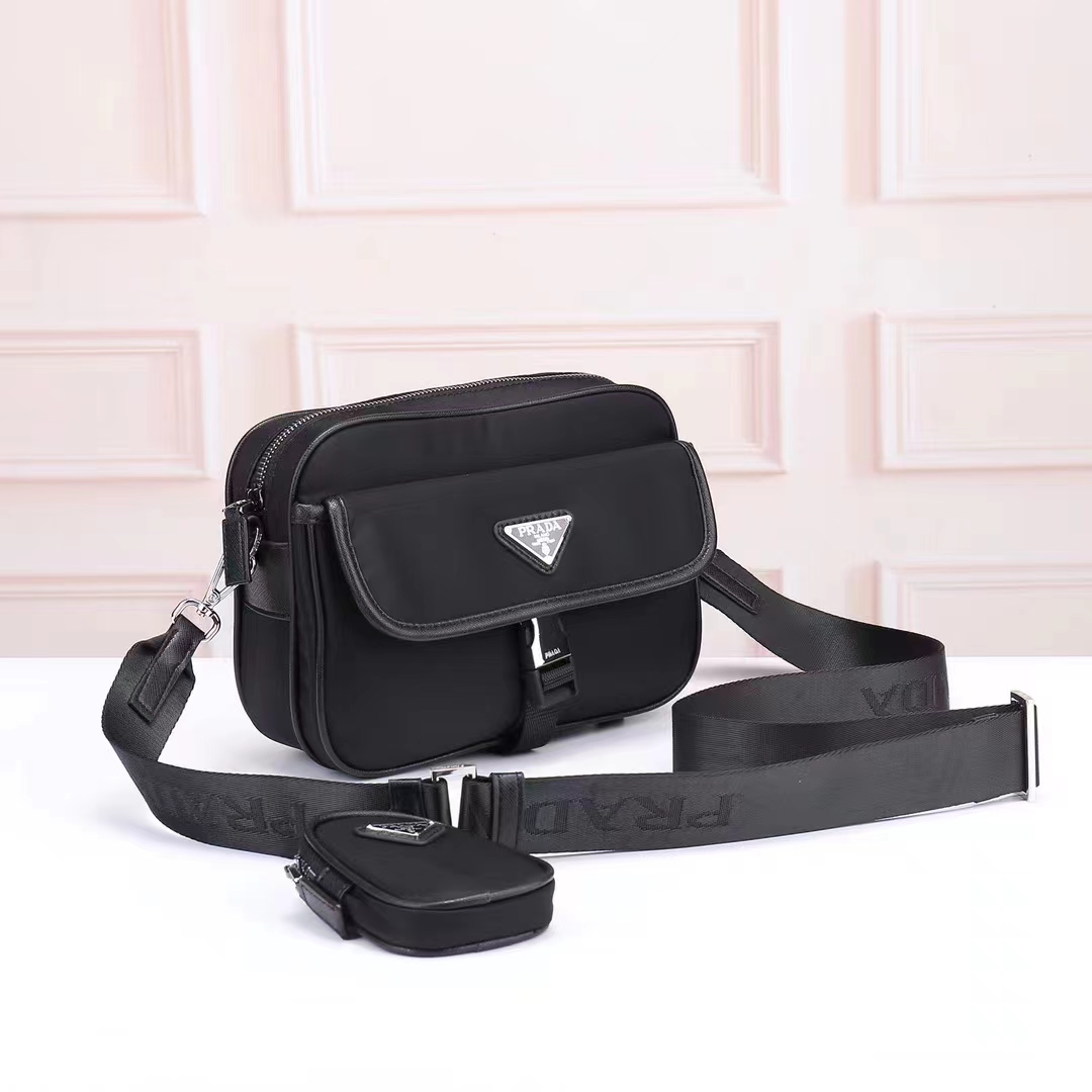 Prada 2132 (Detachable shoulder strap) 22*16*5 cm HMF541