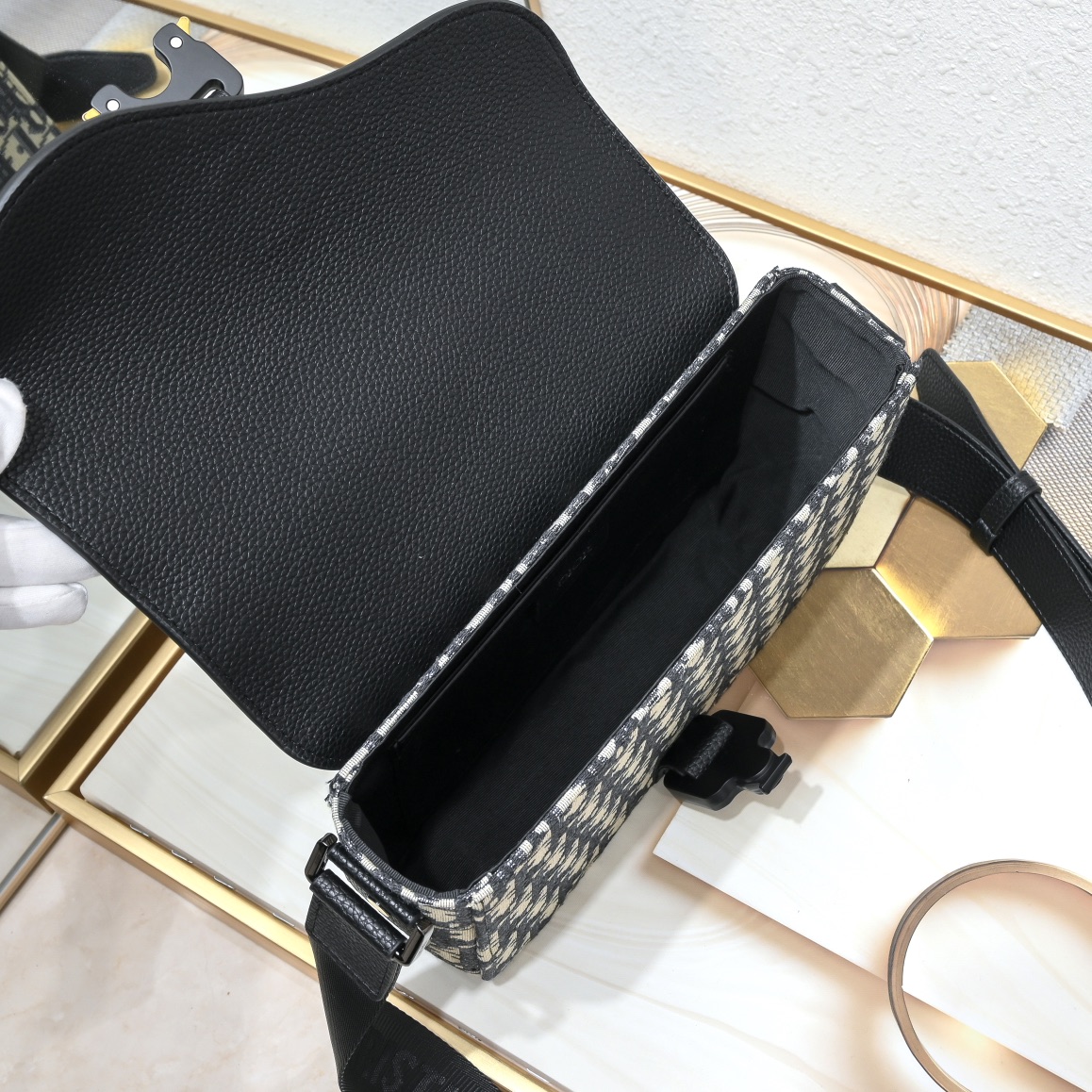 Dior Mini Saddle Bag With Strap 9911 XB012 23cm
