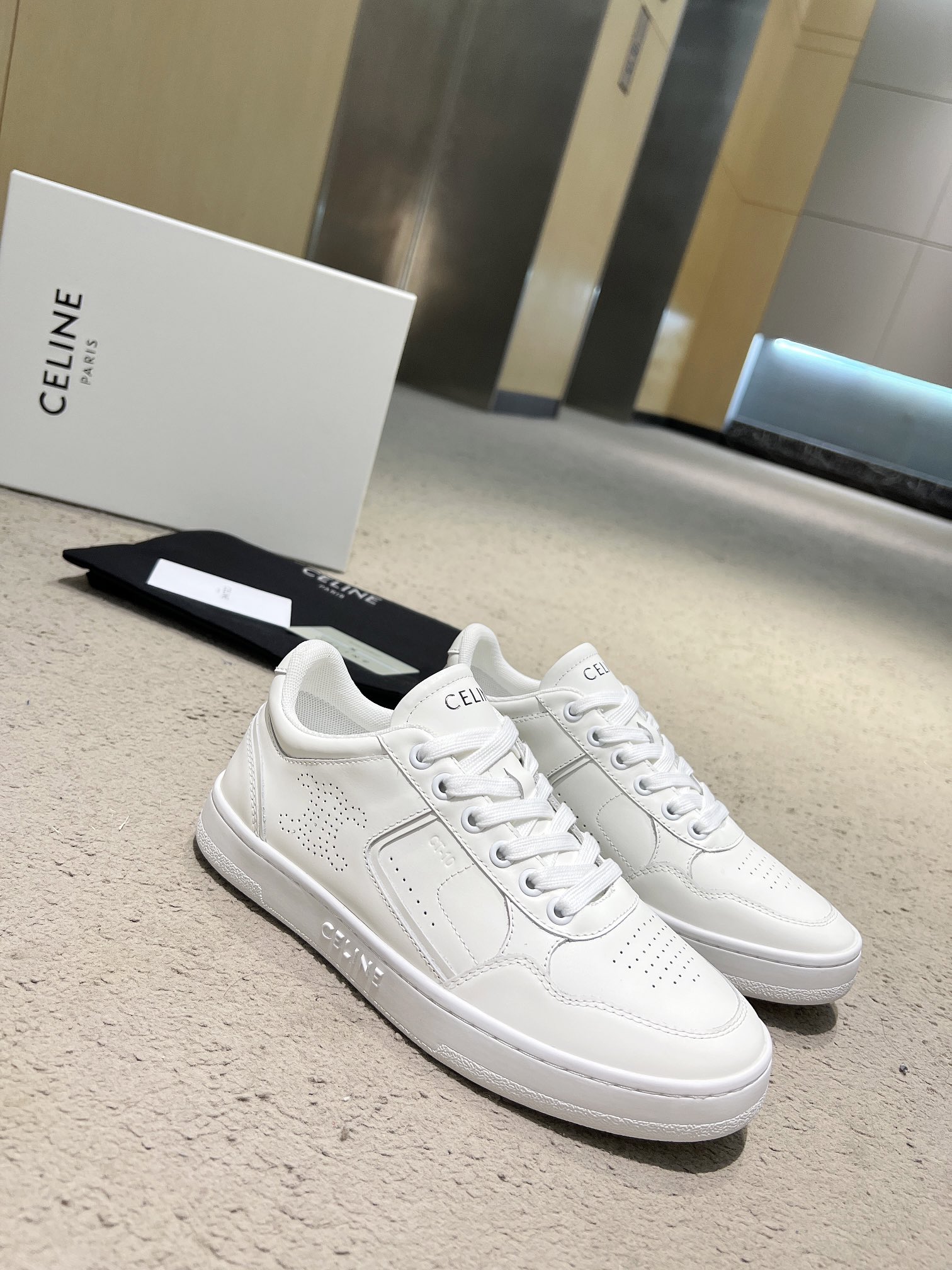 Celine 008 Casual shoes XM023