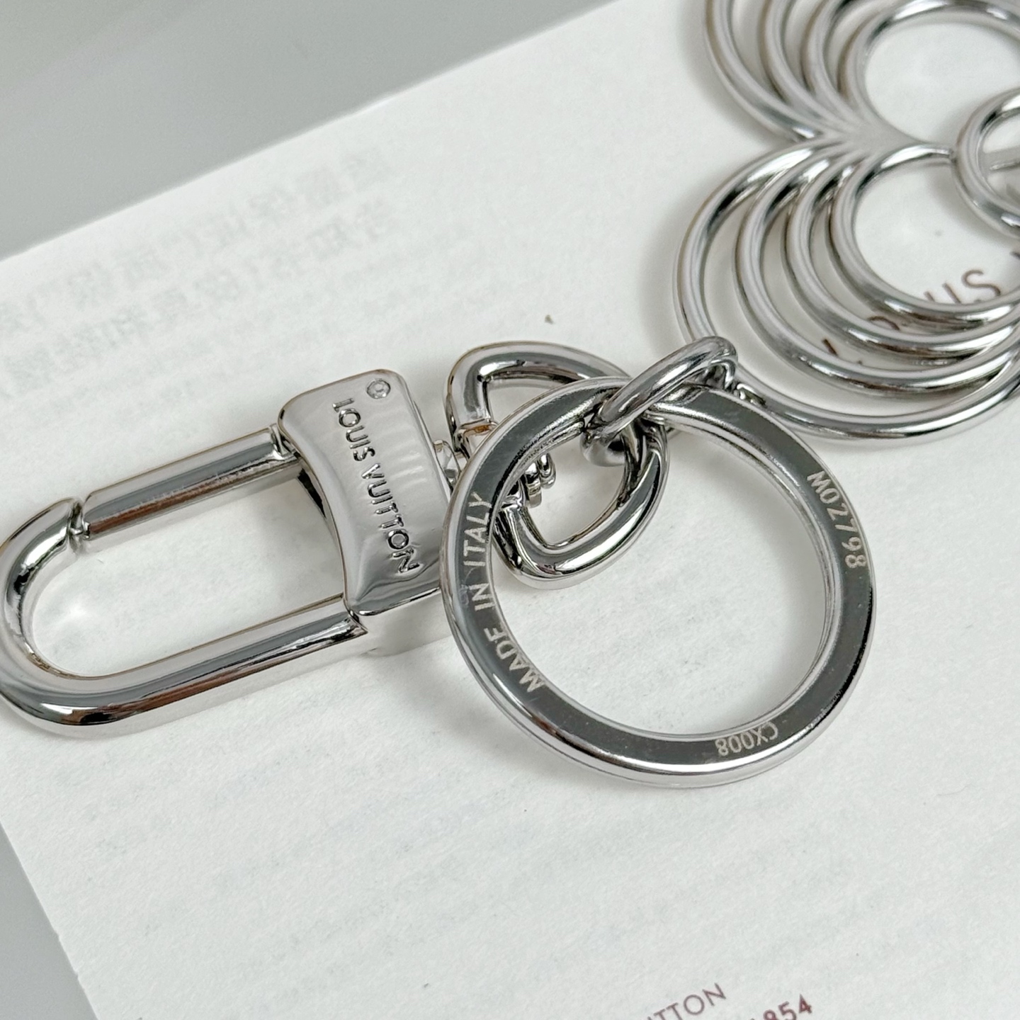 Louis Vuitton Key Chain Breeze Wire Floral Keychain Accessories