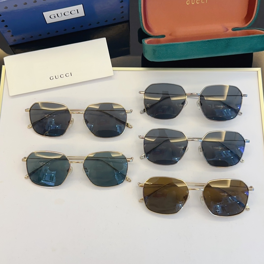 Gucci Sunglasses GG1032S SM021