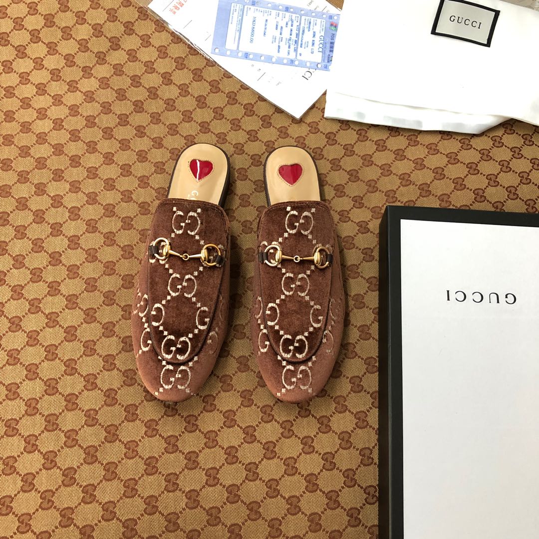 Gucci shoes 050 XM042