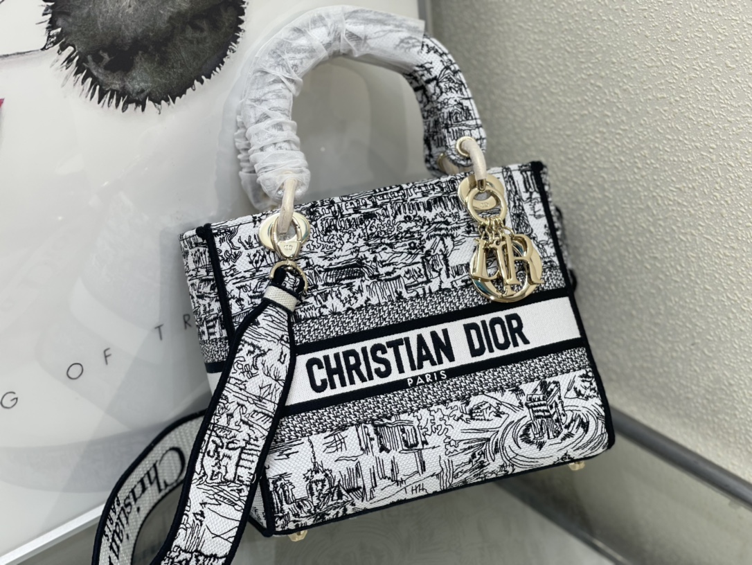 10A + top quality Dior Medium Lady D-Lite Bag 9920 LM003 24cm