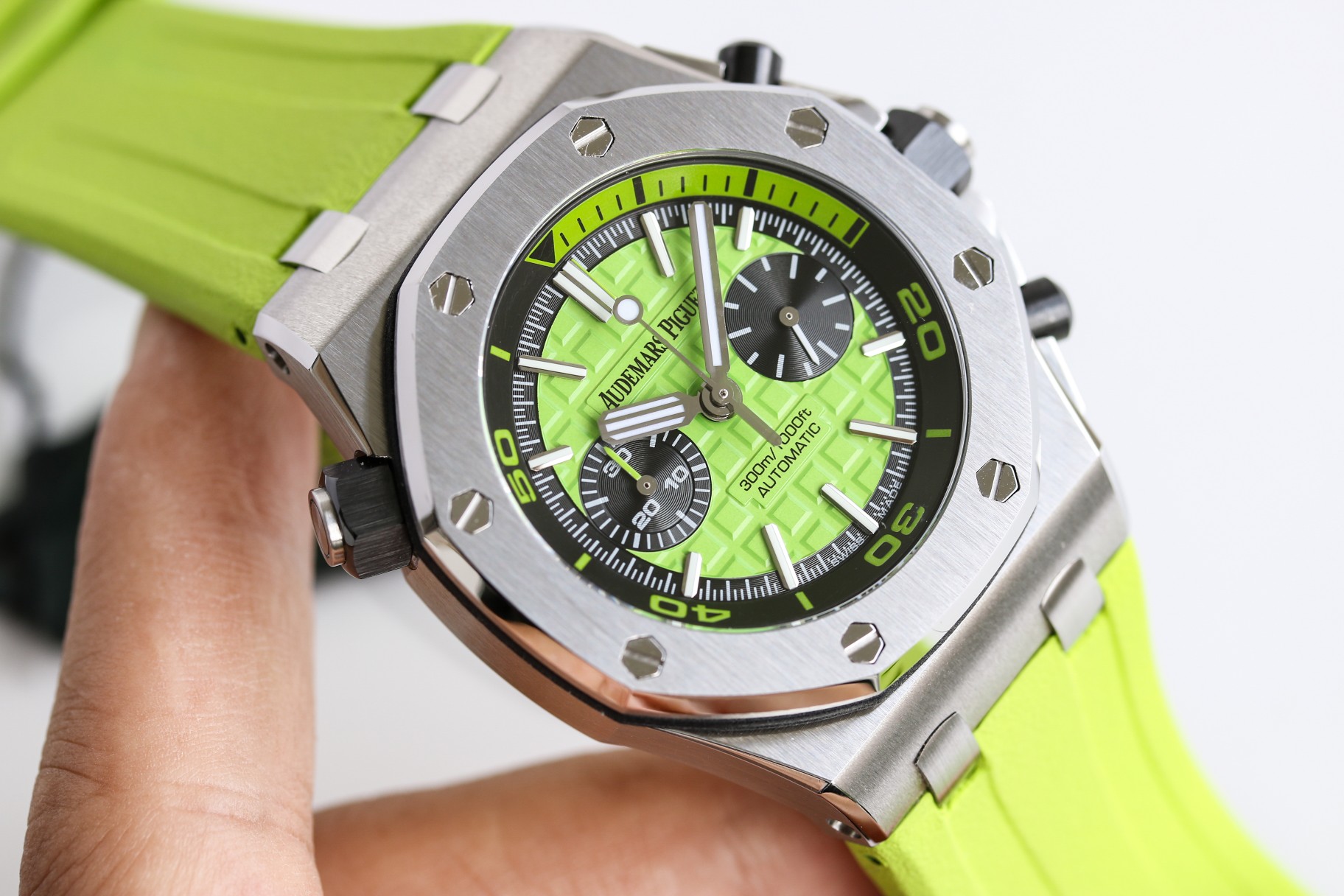 Audemars Piguet ROYAL OAK OFFSHORE 26703 42mm