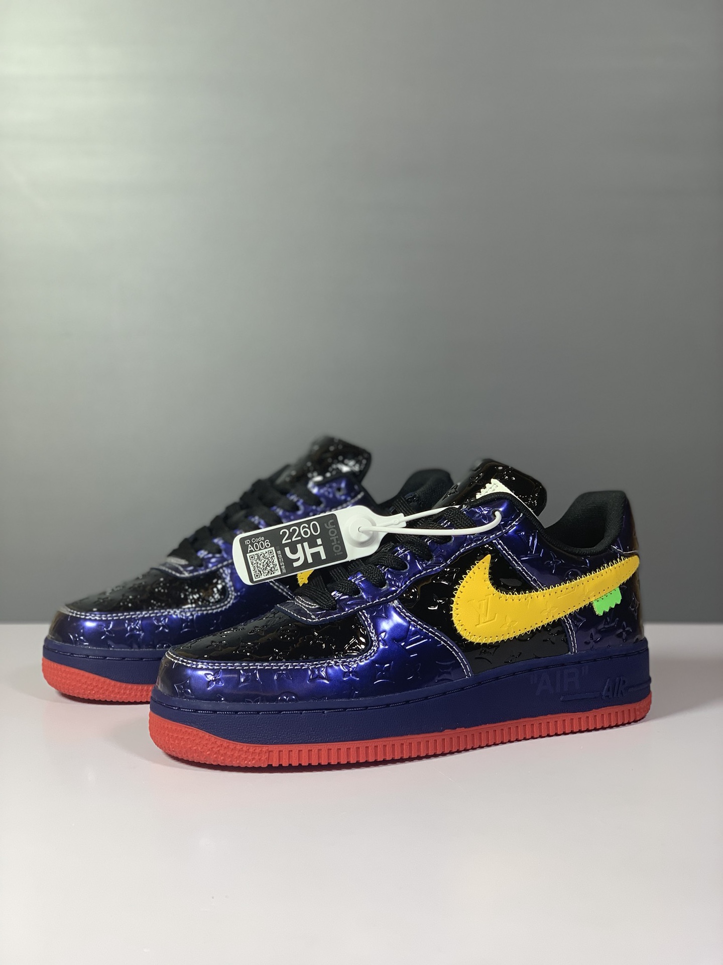 LouisVuitton x Nike Air Force 1 shoes XM 093 01