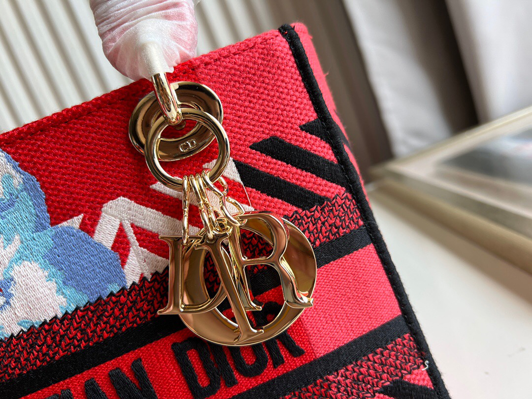 10A + top quality Dior Medium Lady D-Lite Bag M0565 LM003 24cm