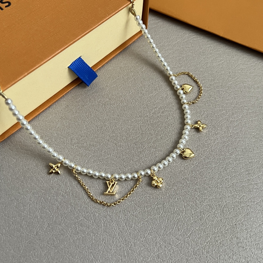 Louis Vuitton Jewelry Necklace Pearl Pendant
