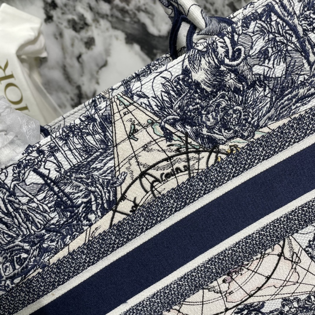 10A + top quality Medium Dior Book Tote 0175 XB022 36cm