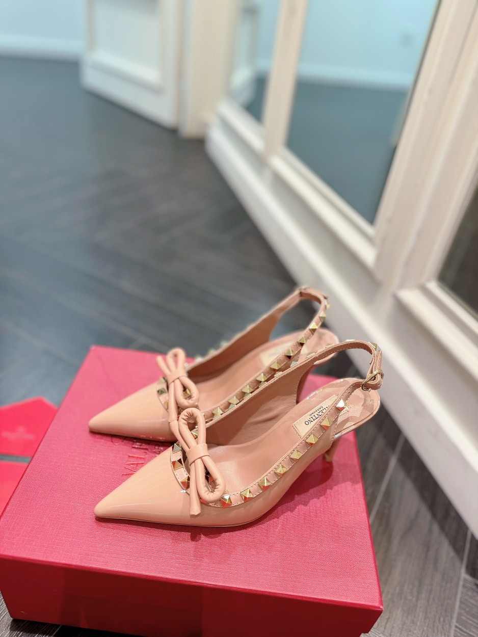 Valentino Shoes Rivet in bow high heels