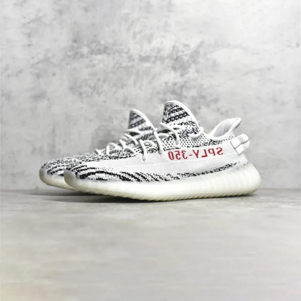 Yeezy 350 Boost V2 shoes XM 053 05