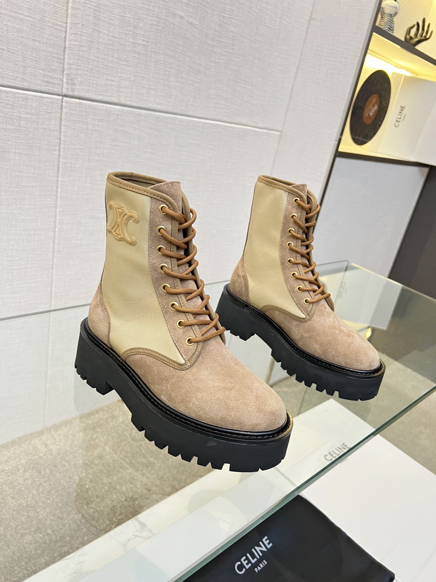 Celine 006 boots XM013