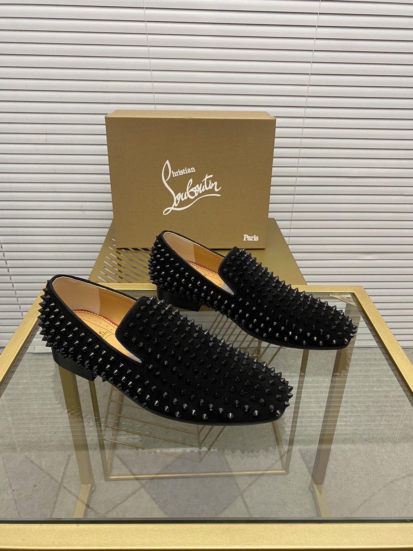 Christian Louboutin 048 Casual shoes HL003