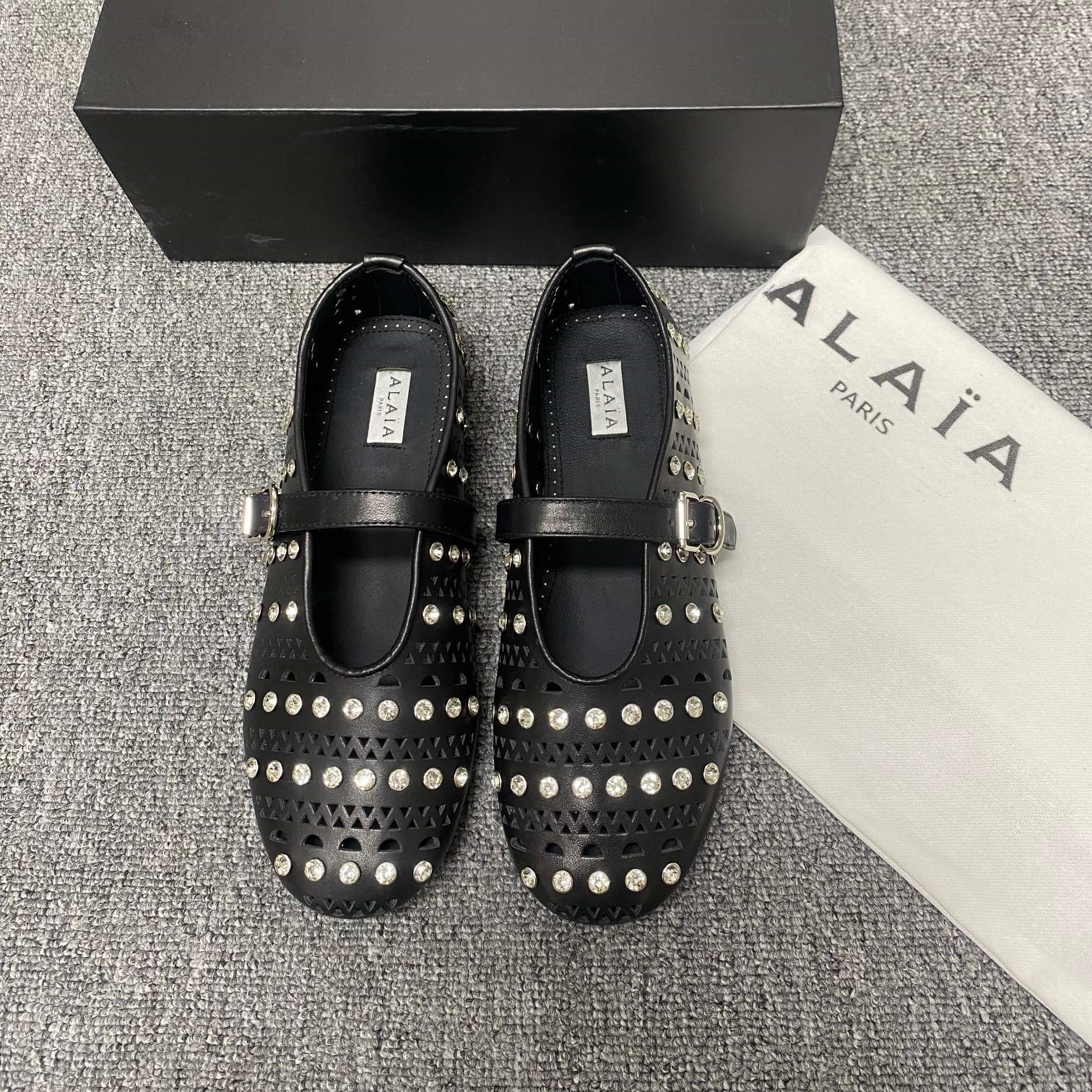 Alaia Shoes Fashion style flat sole shoes