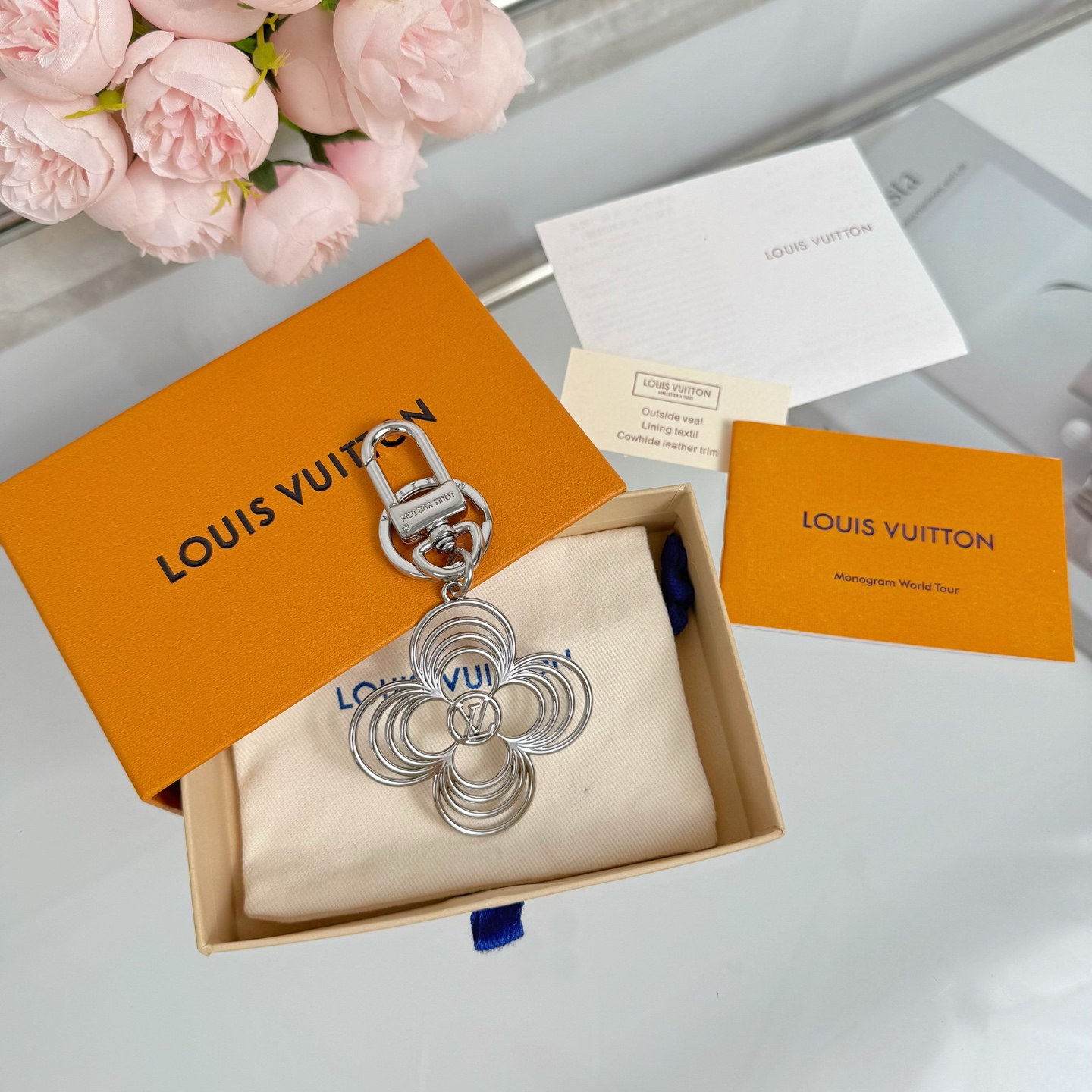 Louis Vuitton Key Chain Breeze Wire Floral Keychain Accessories