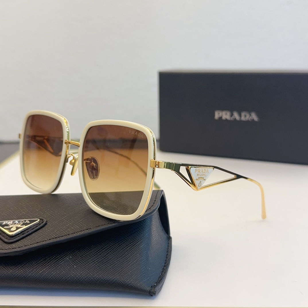 Prada Sunglasses SPR20W SM051