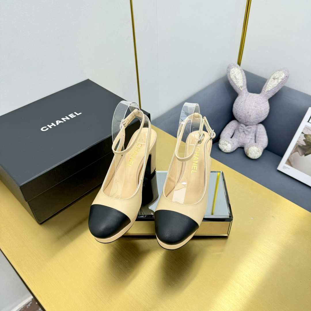 Chanel  Shoes Vintave vintage double C high heels