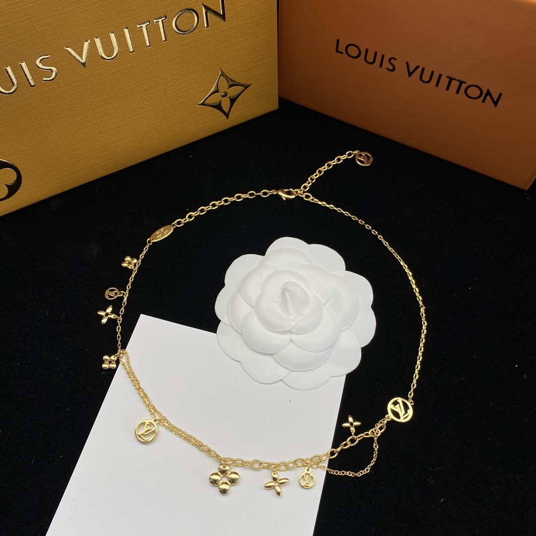 Louis Vuitton Jewelry Bracelets  Flower Pendant