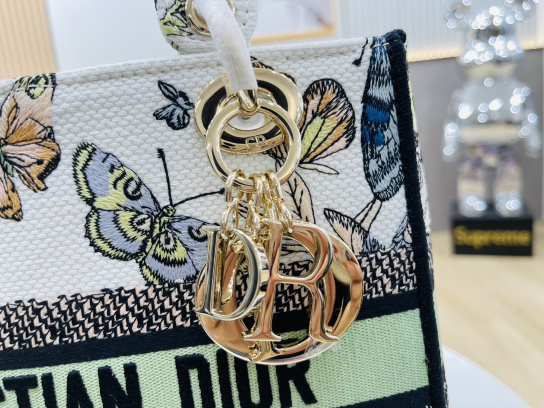 10A + top quality Dior Medium Lady D-Lite Bag 9920 DD003 24cm