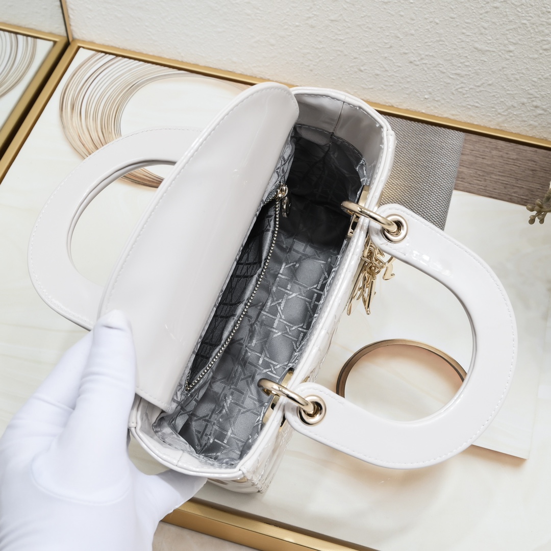 Small Lady Dior My ABCDior Bag White patent leather CD2026 XB081 20cm