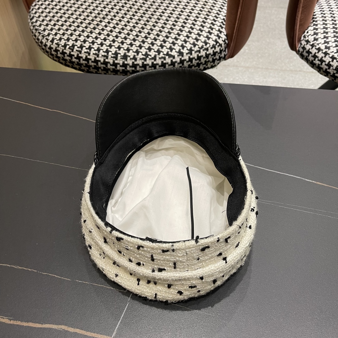 Moncler Hat Painter'S Beret Accessories