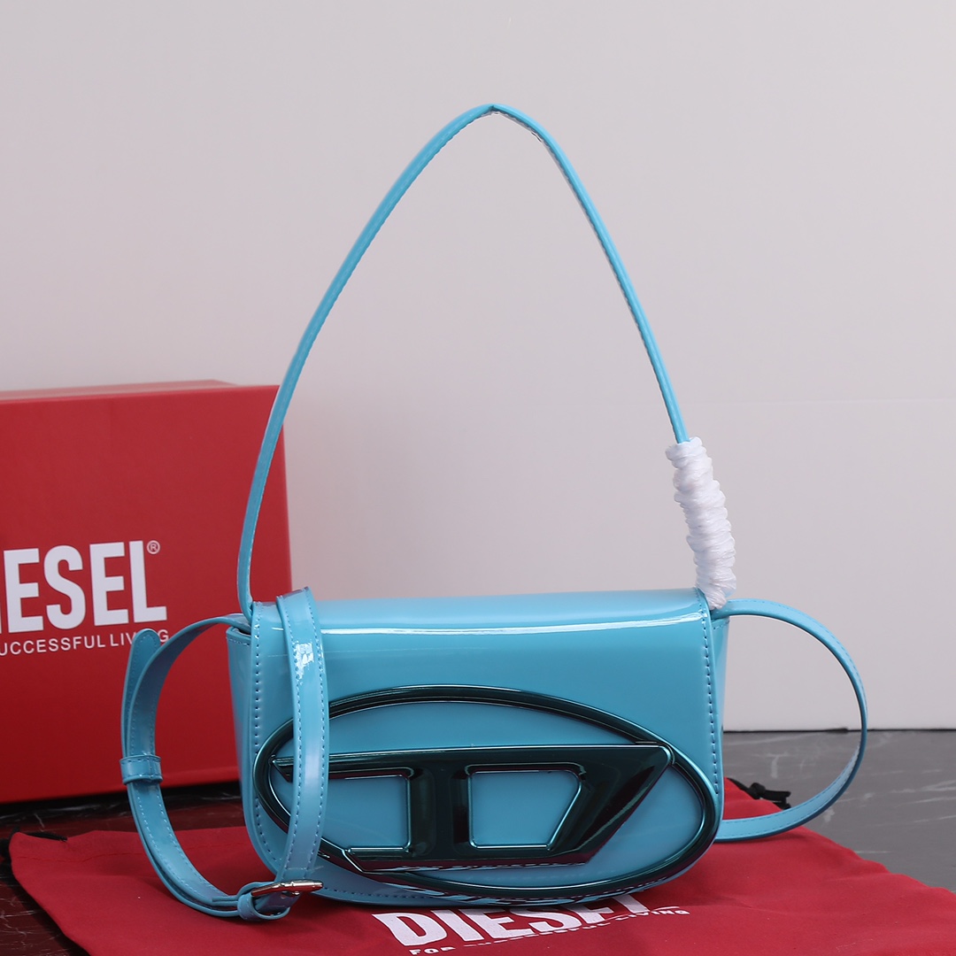 Diesel 1DR Shoulder Bag 521 LM09 20cm