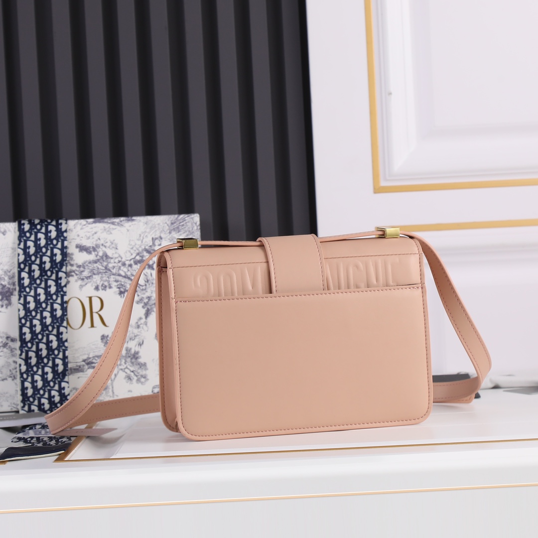 30 Montaigne Bag Pink CD-1001 XB081 24cm