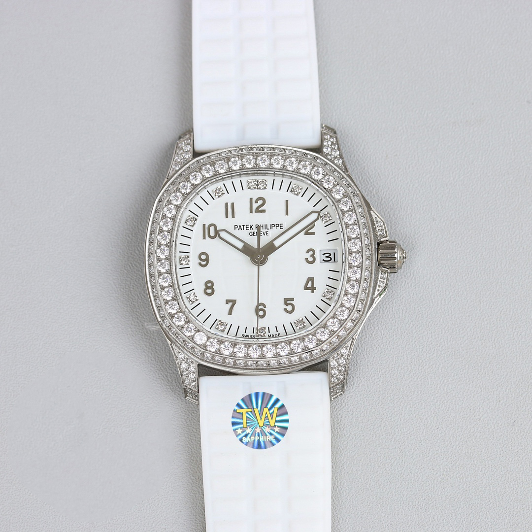 PATEK PHILIPPE AQUANAUT 5072 35.6mm
