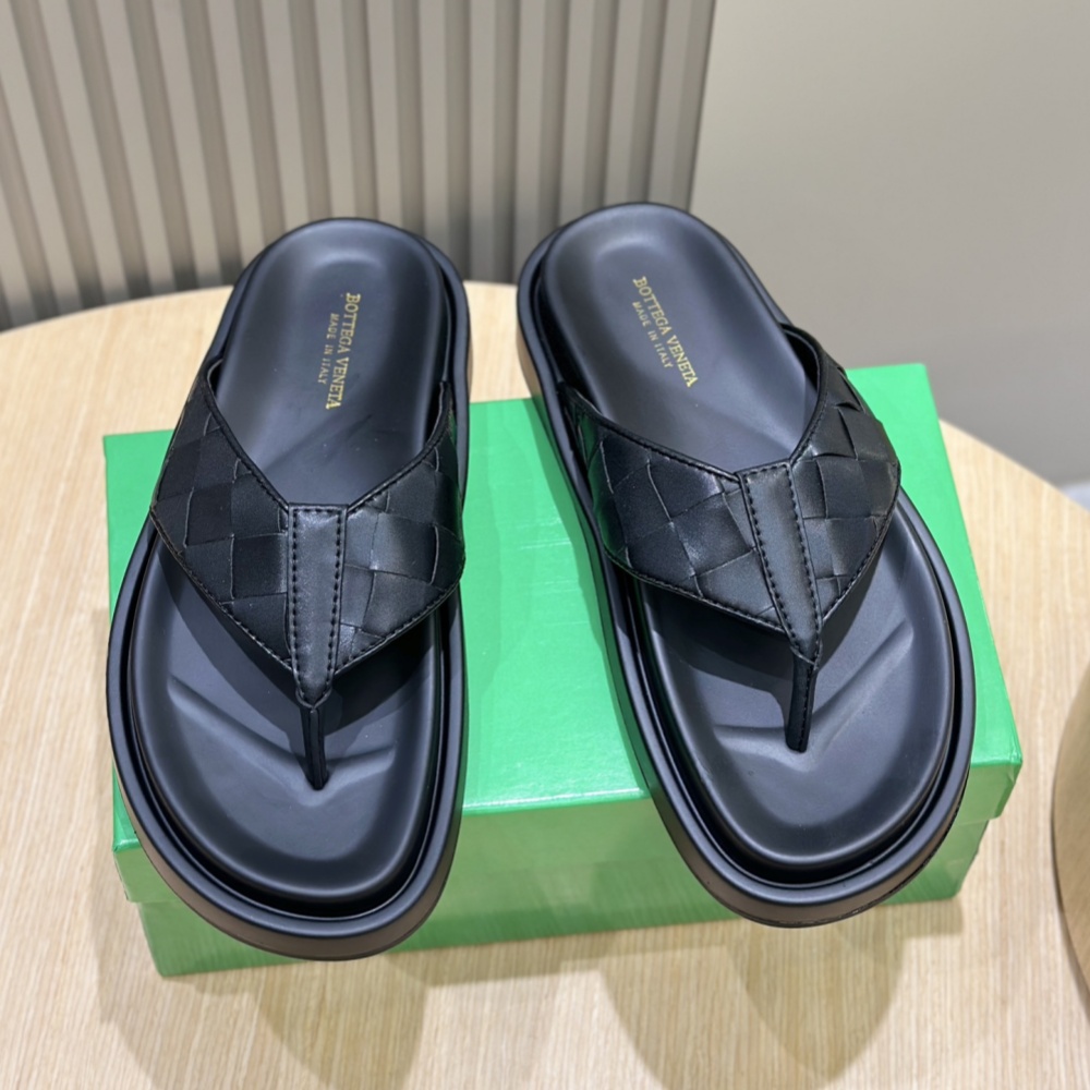 Bottega Veneta Shoes Slippers Cowhide