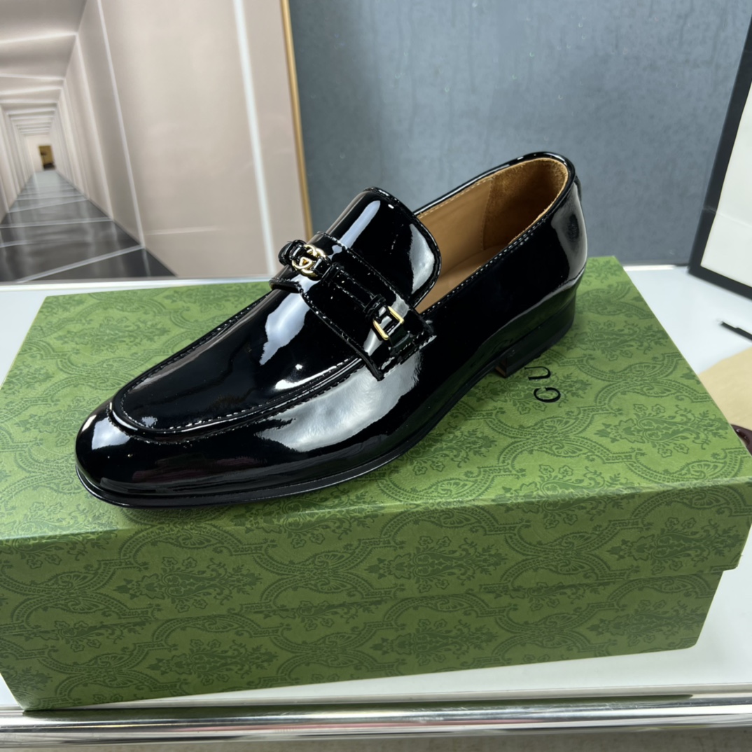 Gucci 025 Casual shoes XM053