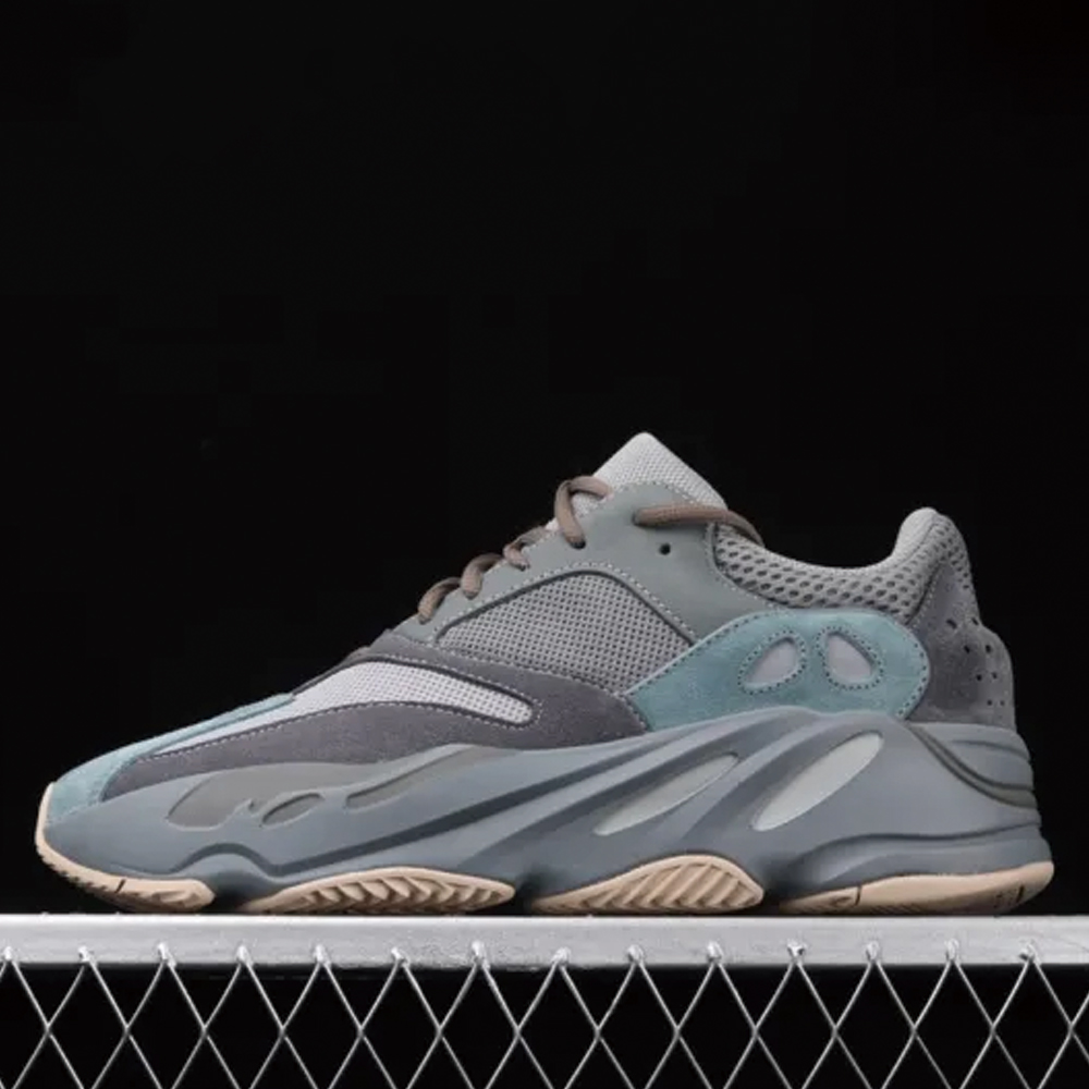 Yeezy Boost 700 Teal Blue FW2499