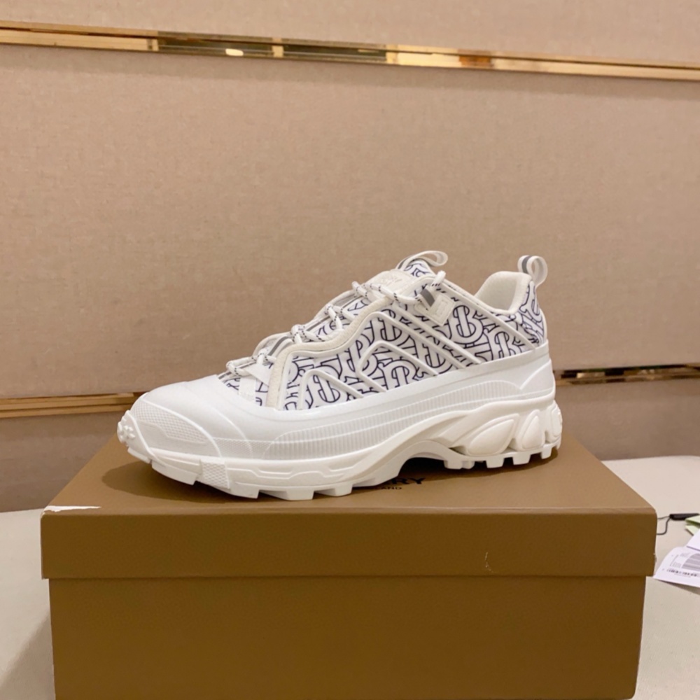 Burberry Shoes Casual Shoes Cowhide