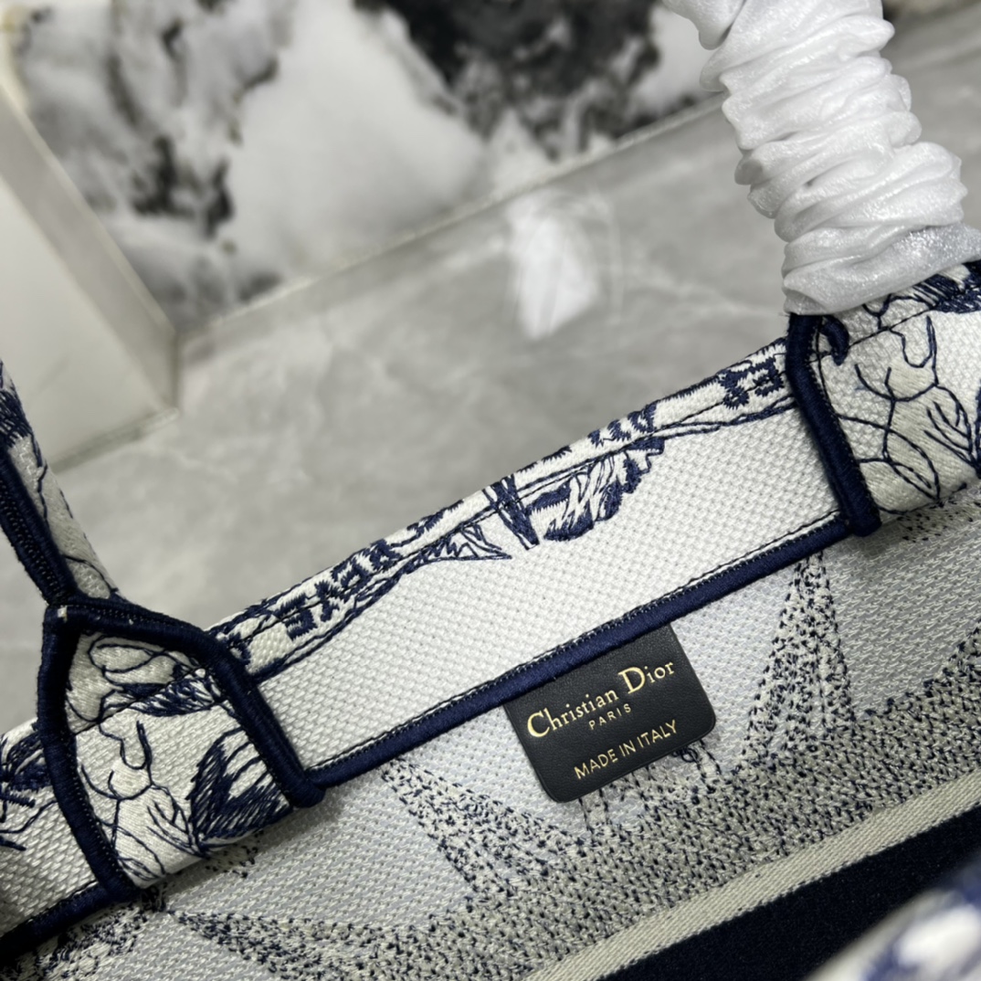 10A + top quality Medium Dior Book Tote 0175 XB022 36cm