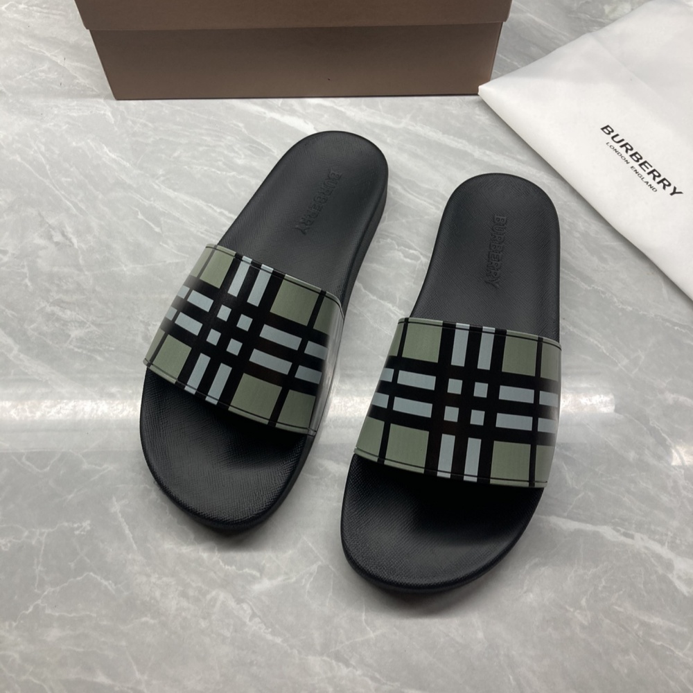 Burberry Shoes New color flat Slippers for couples