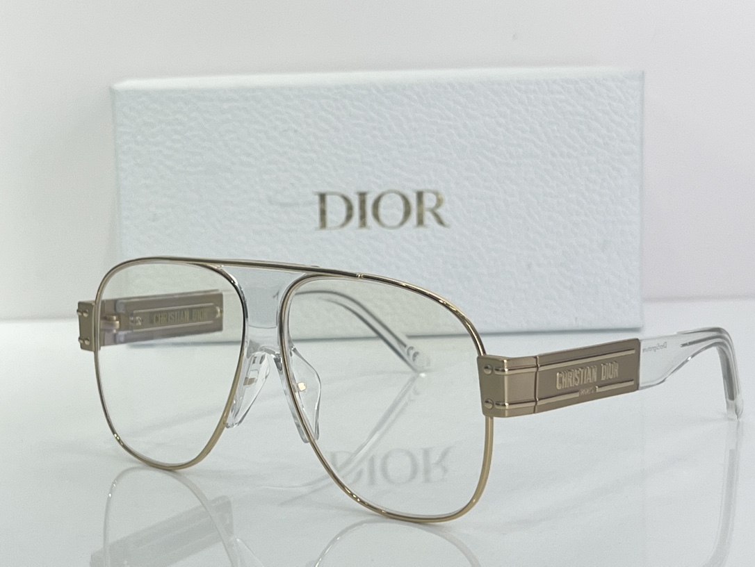 Dior Sunglasses SIGNATURE A3U SM041