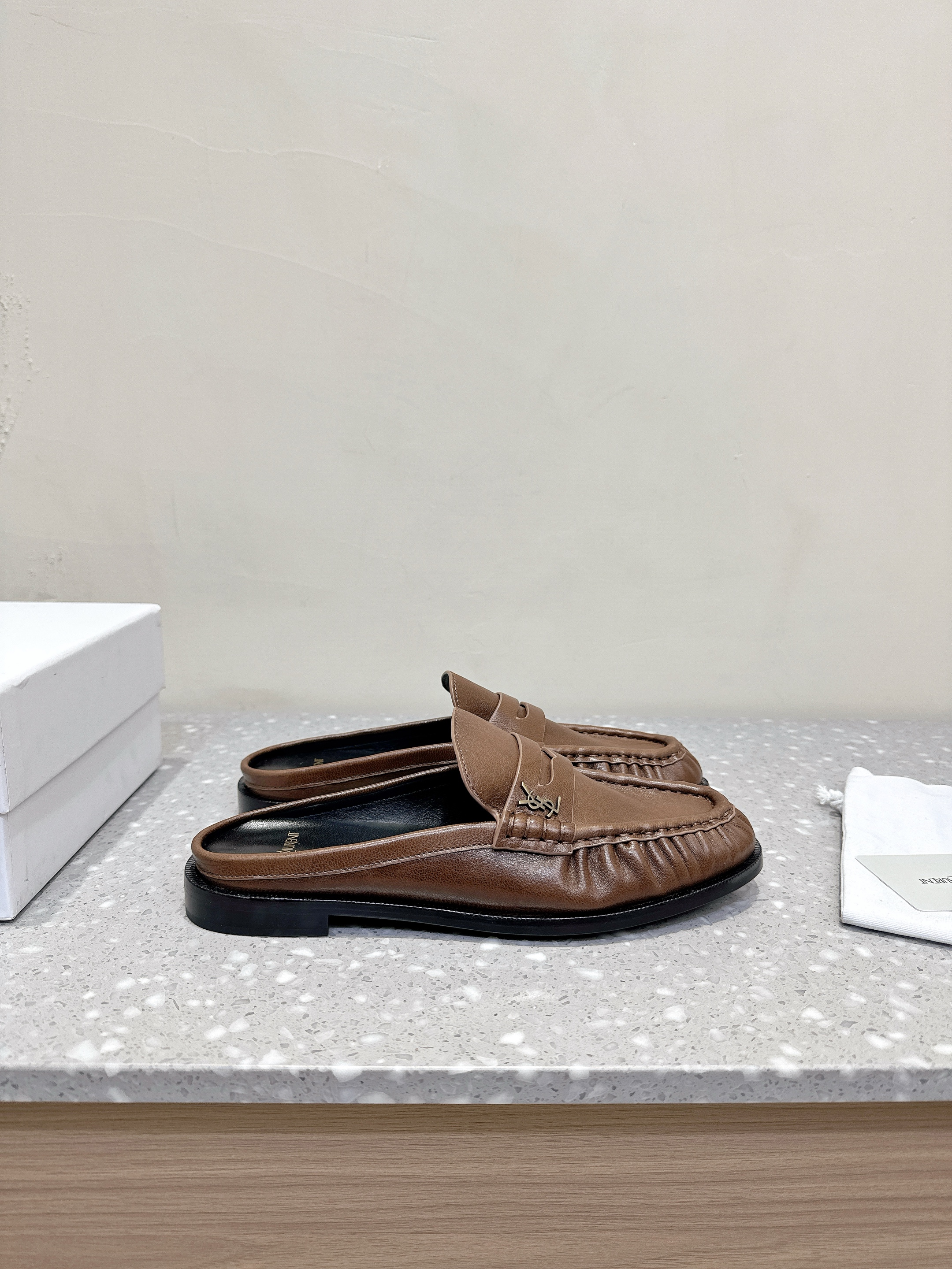 Saint Laurent Shoes Loafers Cowhide