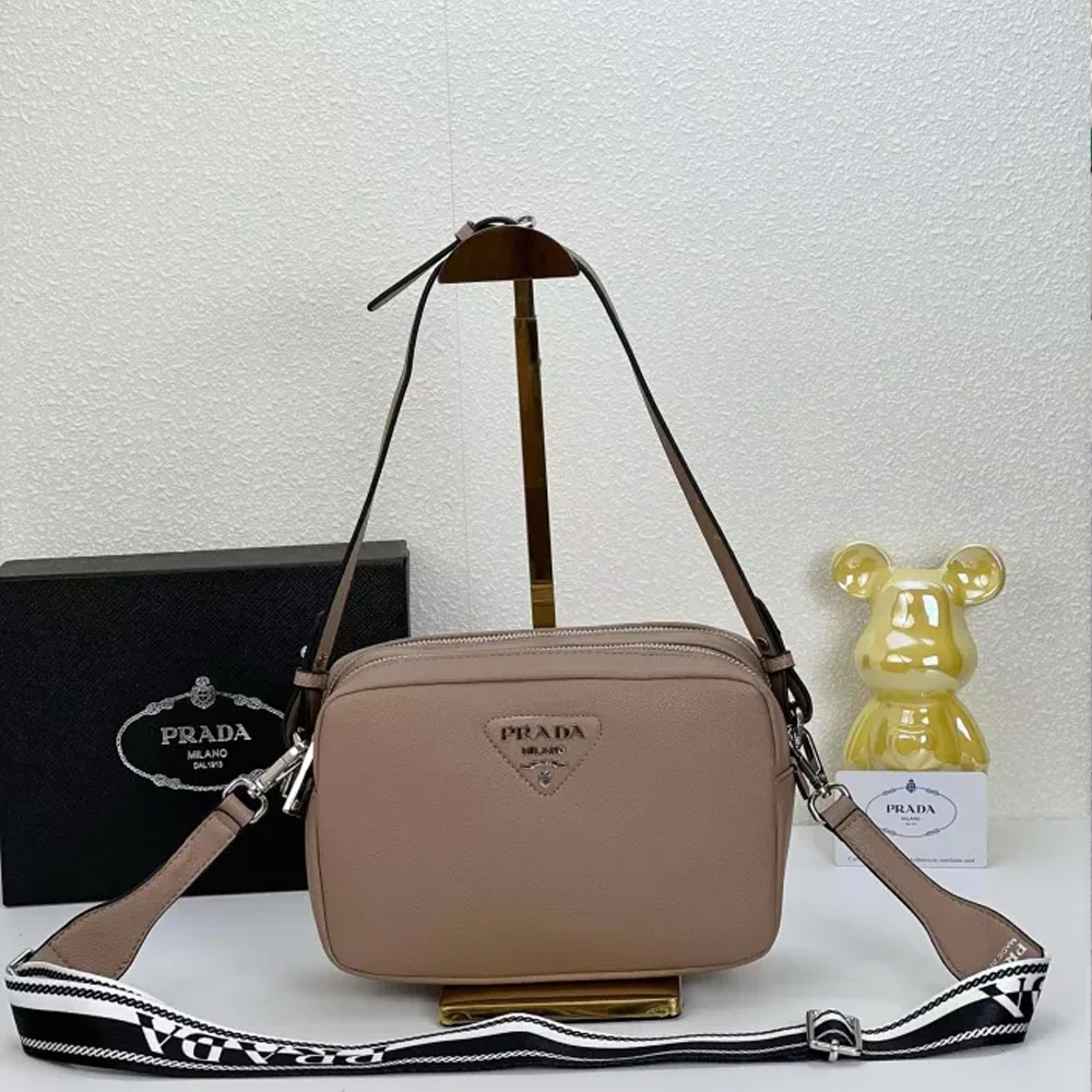 Prada0838 22PJ061 22cm