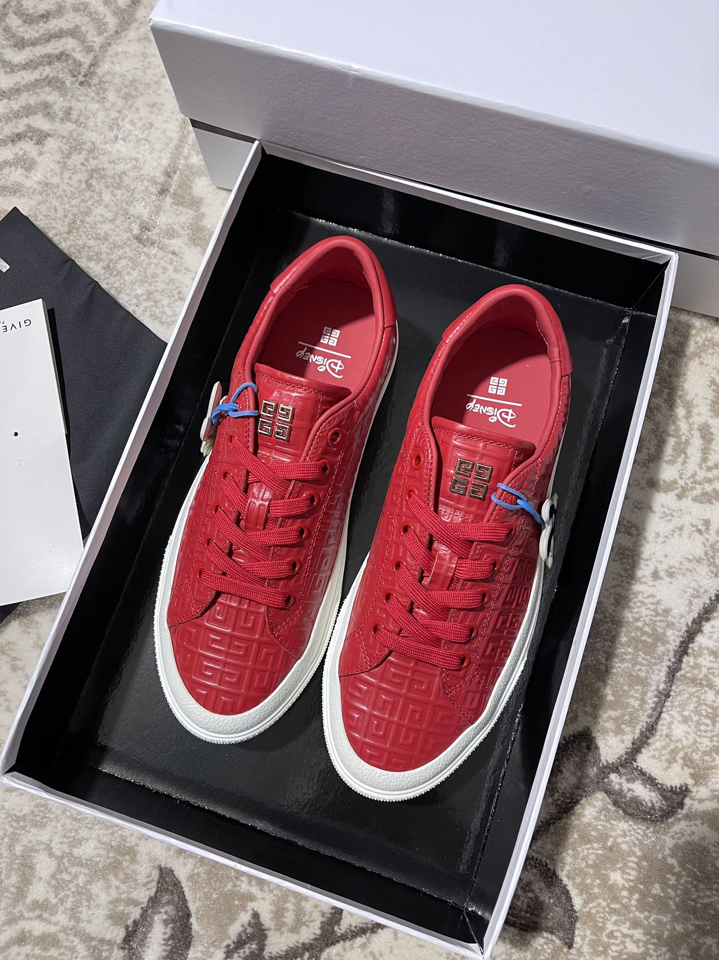 GIVENCHY 012 Casual shoes XM033