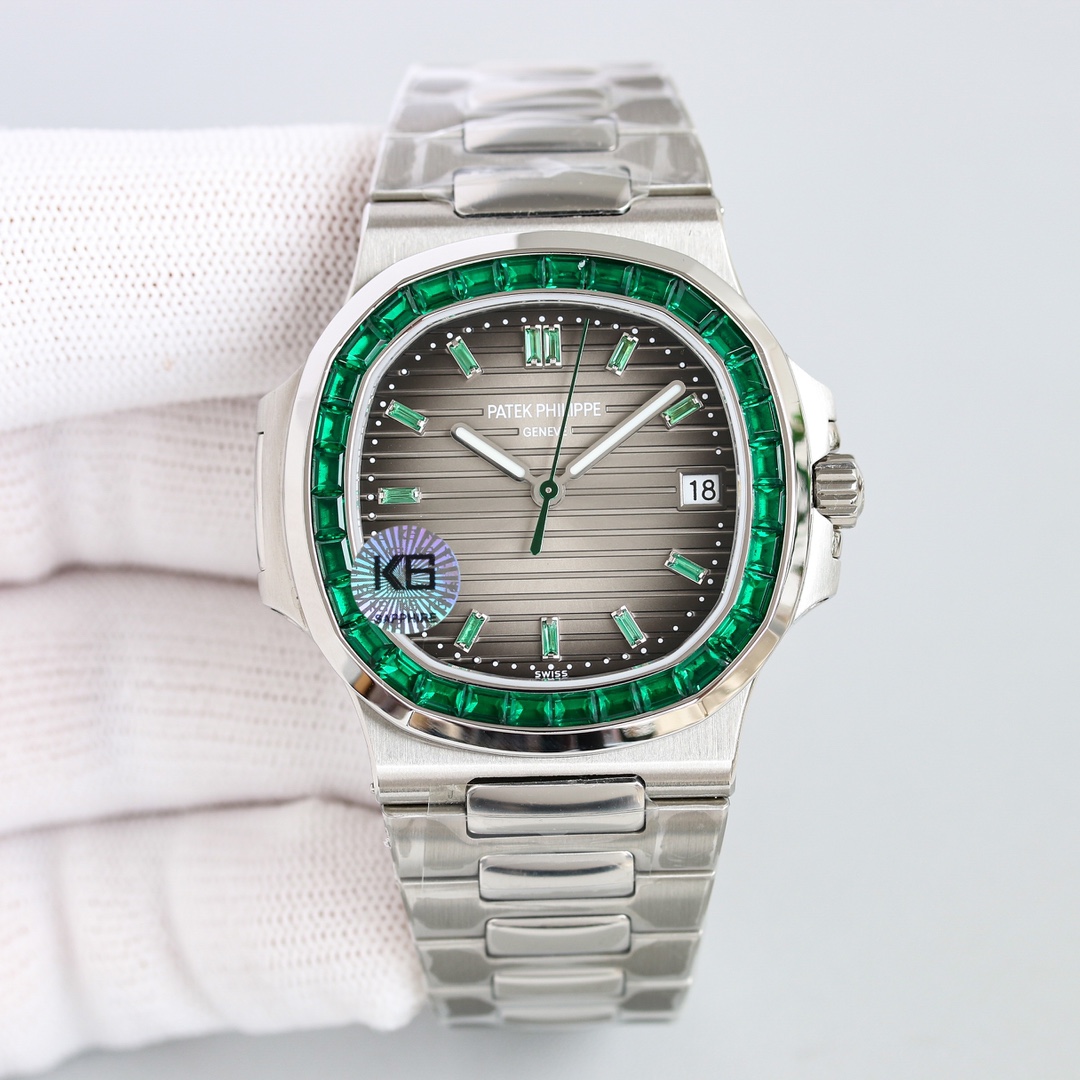 PATEK PHILIPPE NAUTILUS 5711 40mm