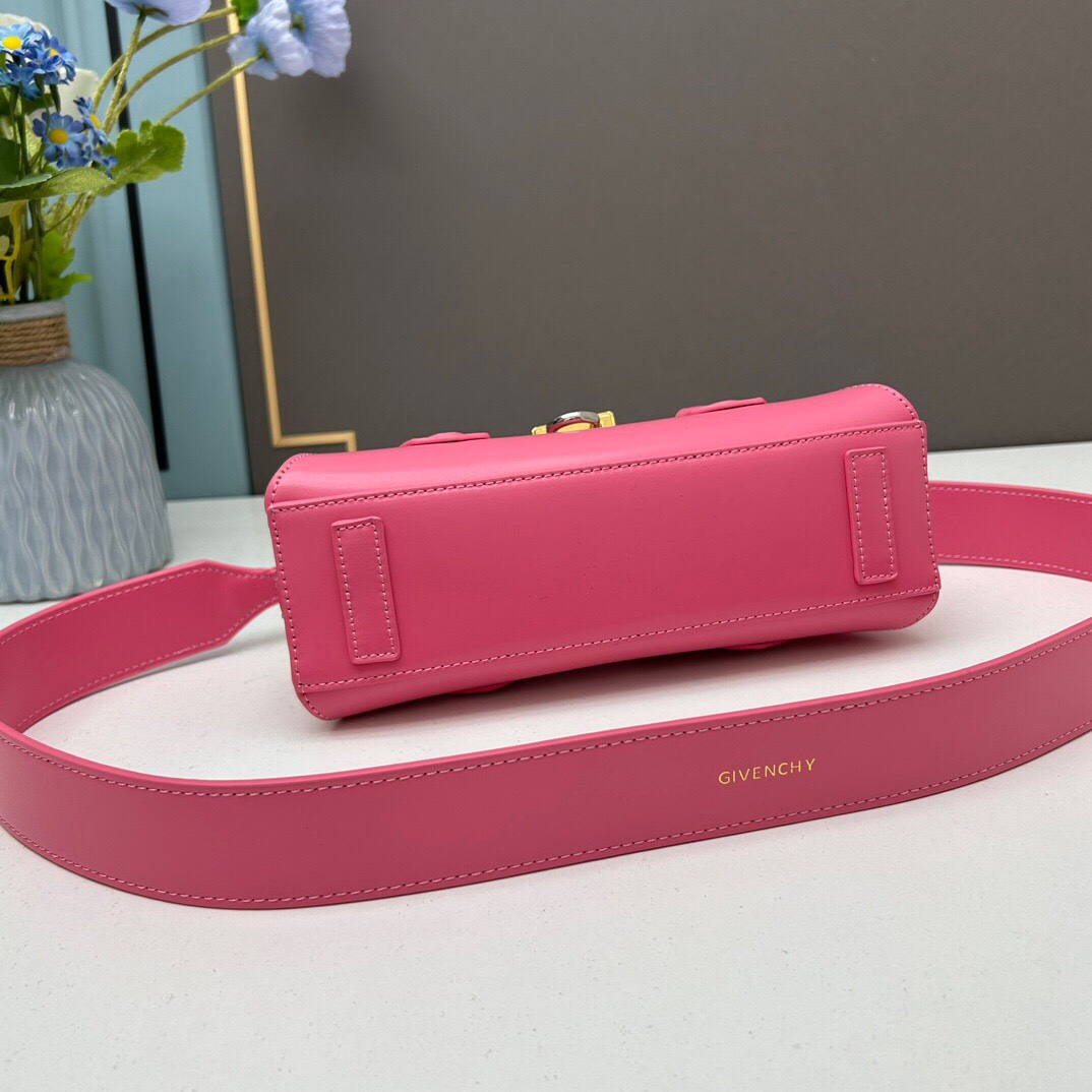 Mini Antigona Stretch Bag Pink 8668 LM012 25cm