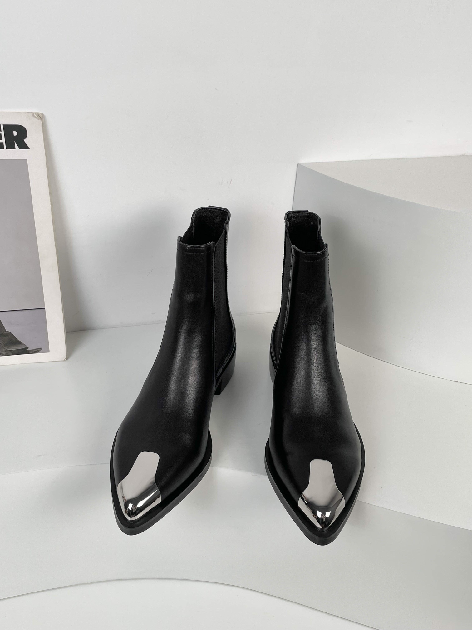 Alexander McQUEEN 001 boots XM033034