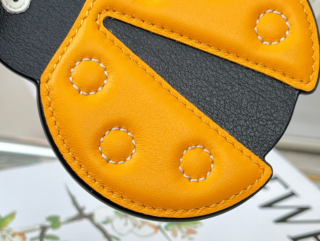 Loewe Key Chain Beetle Charm Imported Calfskin Keychain Charms Accessories