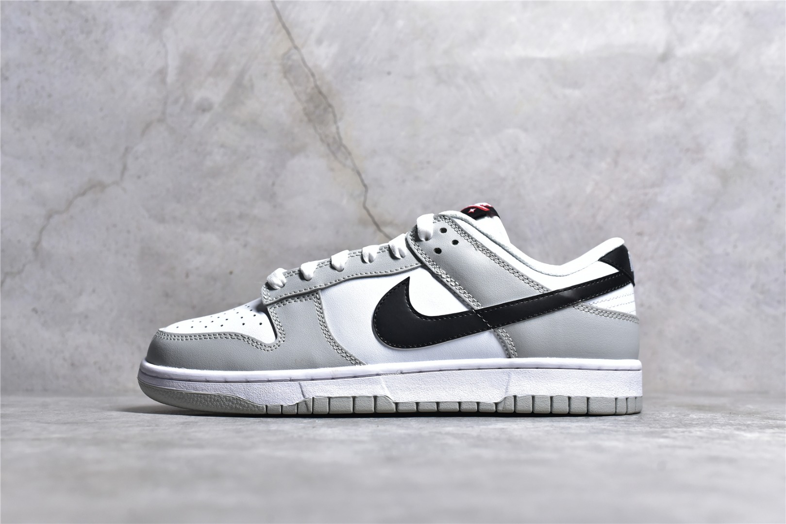 NK Dunk LOW  ESS  Light Iron Ore  DQ7576-001 XM072