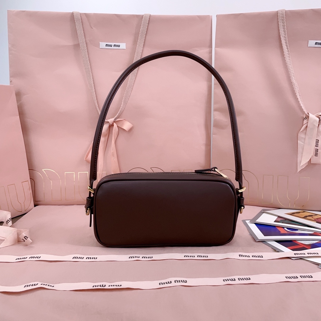 Miu Miu Shoulder Bag Ladies' Favorite