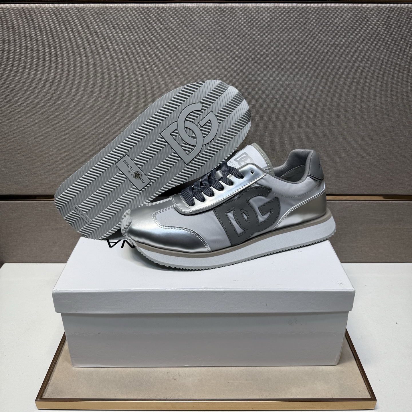 D&G Shoes Sports Shoes