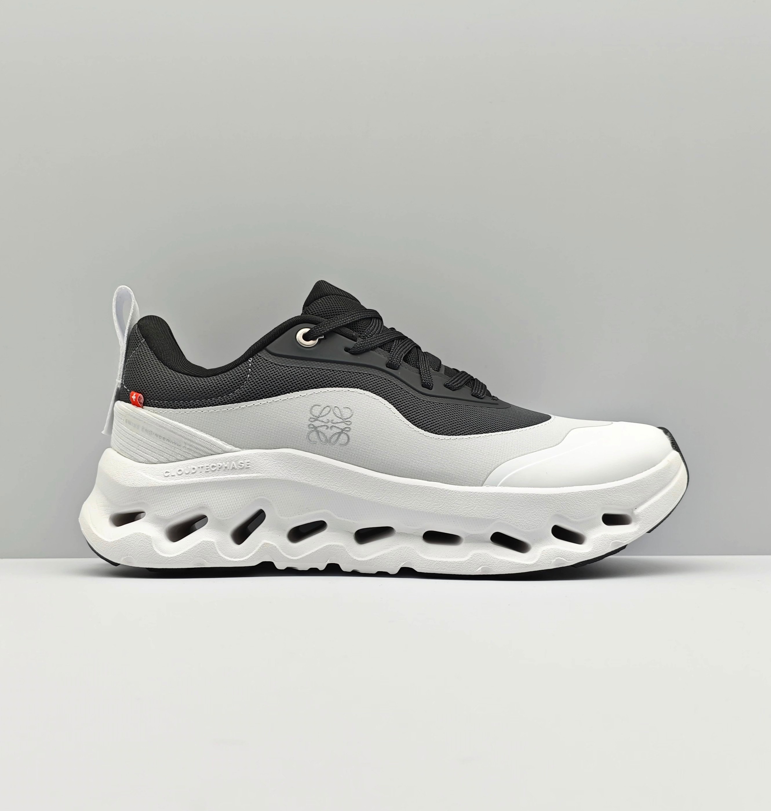 On Cloud Sneakers Sports shoes  LOEWE X ON Cloudtilt 2.0