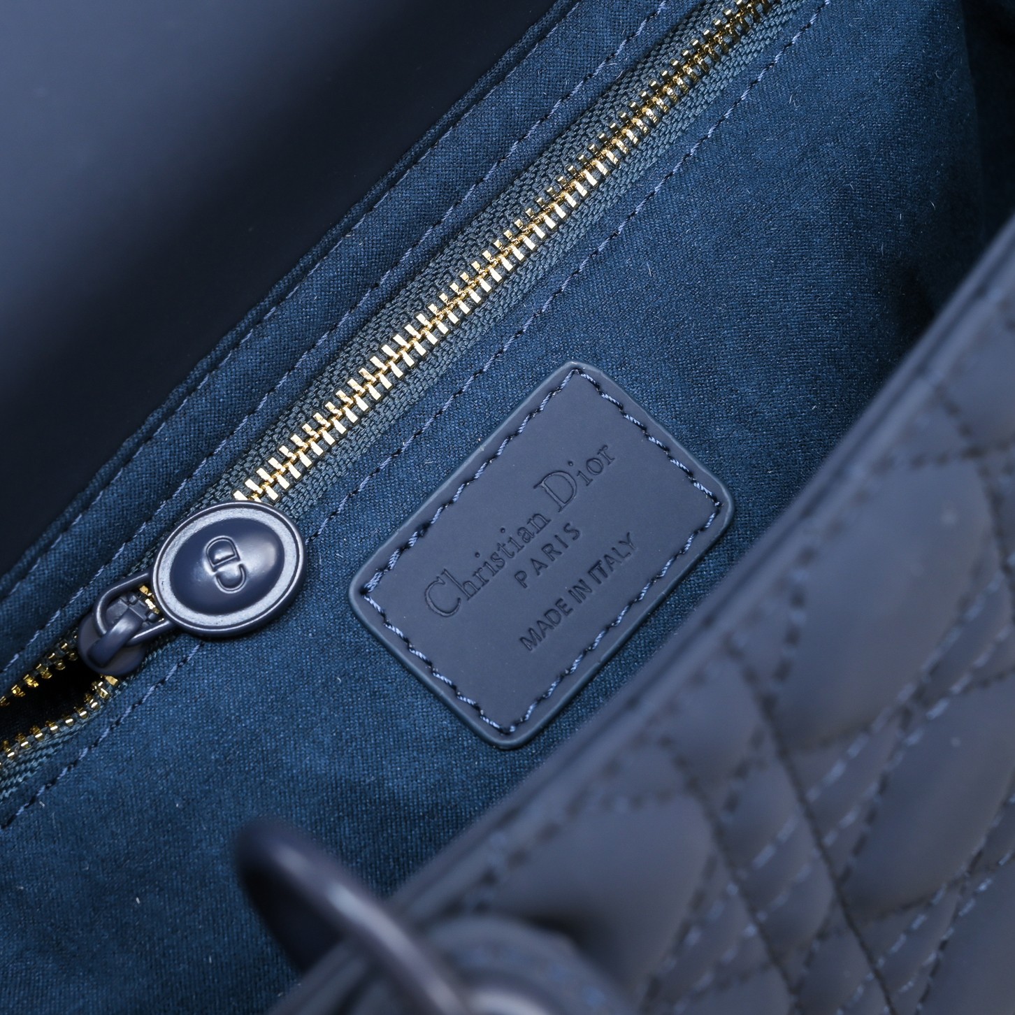 Medium Lady Dior Bag Blue Matte 2022 LM071 24cm