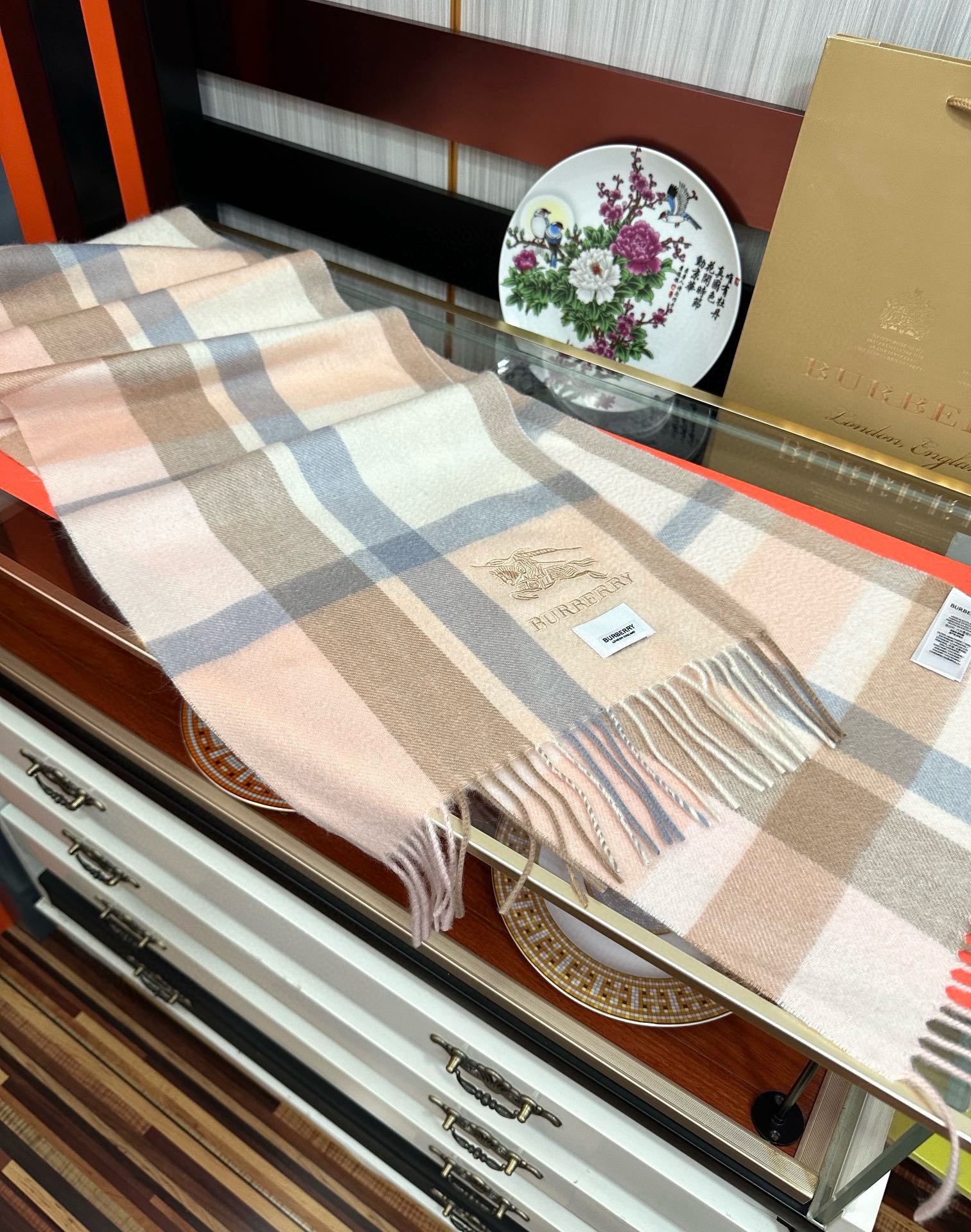 Burberry War Horse Embroidered Scarf 85% Cashmere 32*180cm Accessories