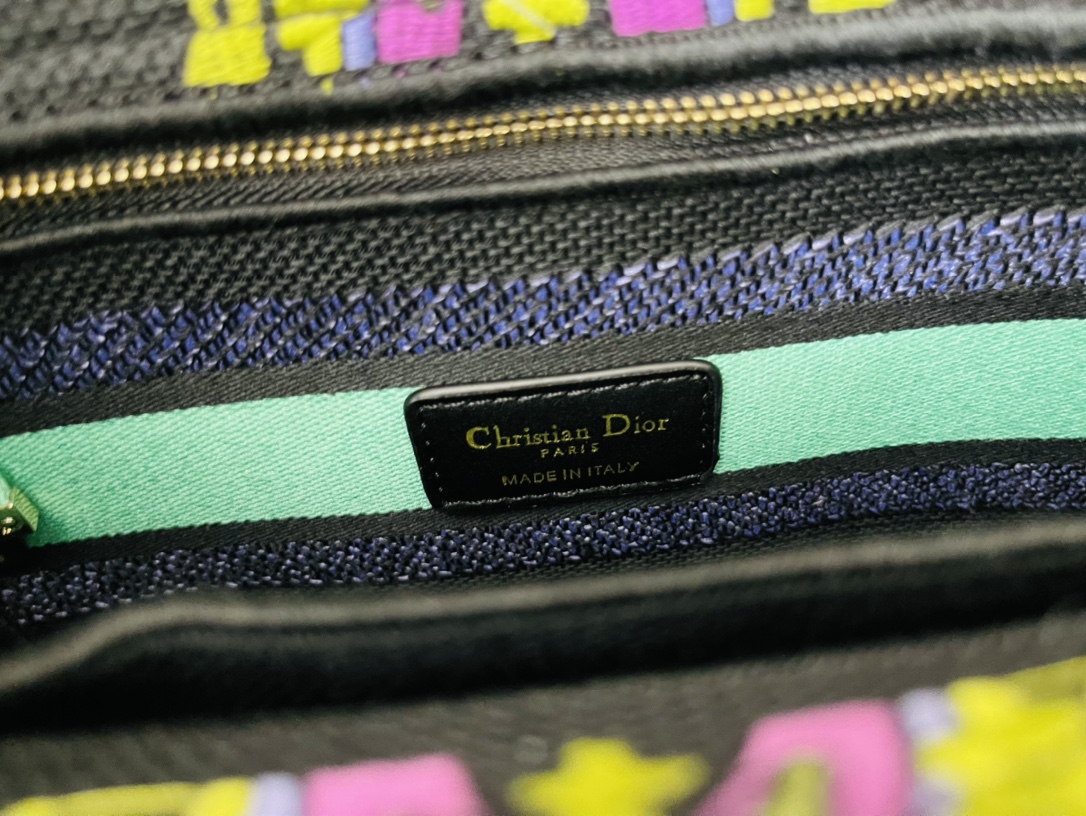 10A + top quality Dior Medium Lady D-Lite Bag 9920 DD003 24cm